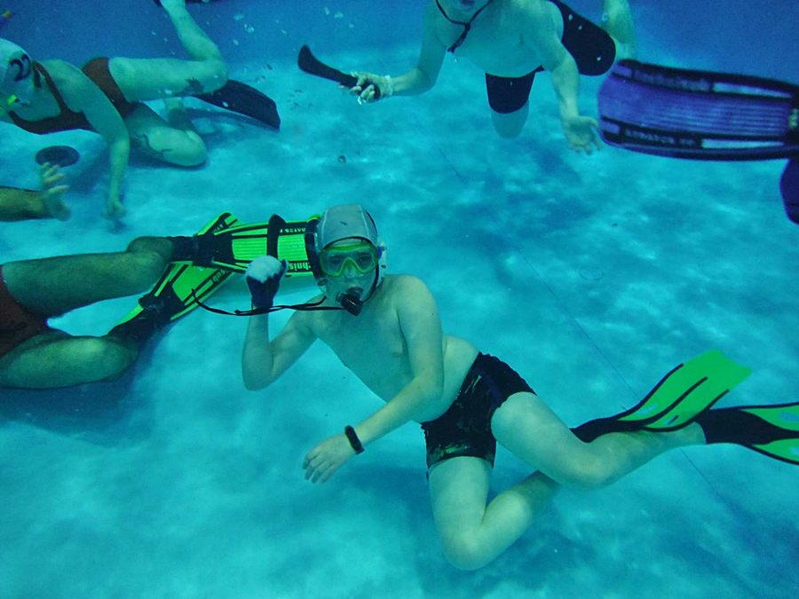 Hokej pod wodą Walenie Siemianowice Śląskie Trening 17 II 2024